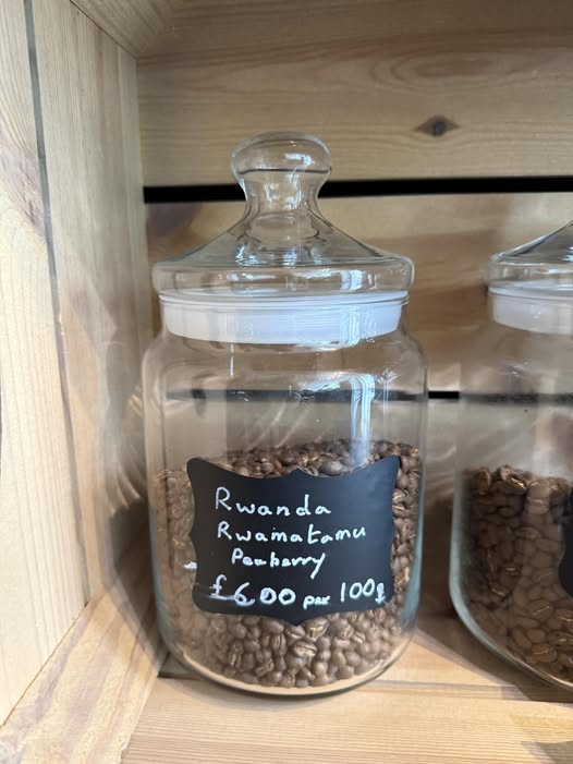 Rwanda Rwamatamu Peaberry.